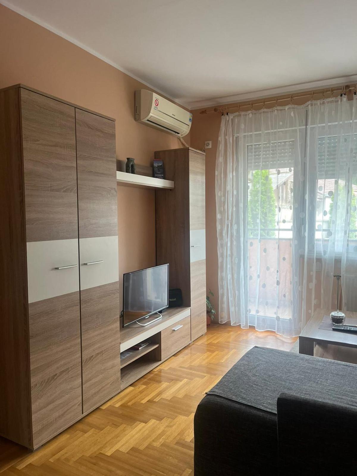 Apartman Milkovic 2 ソンボル エクステリア 写真