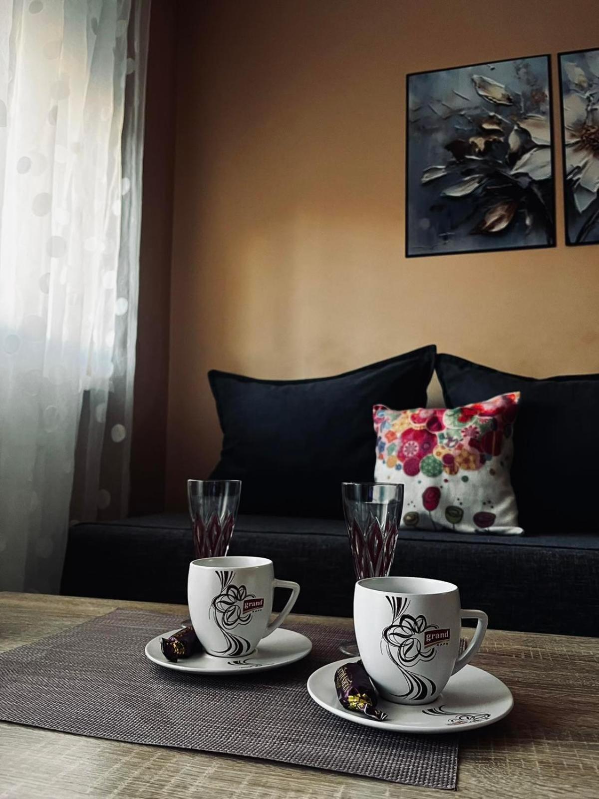 Apartman Milkovic 2 ソンボル エクステリア 写真
