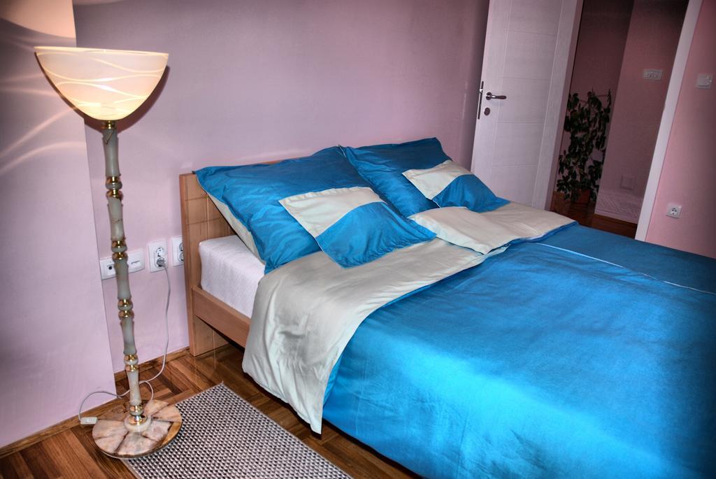 Apartman Milkovic 2 ソンボル エクステリア 写真